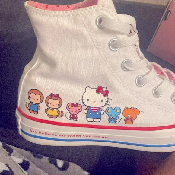 Converse | Shoes | 5 In Mens 7 In Women Had These For Over 3  display picture 1